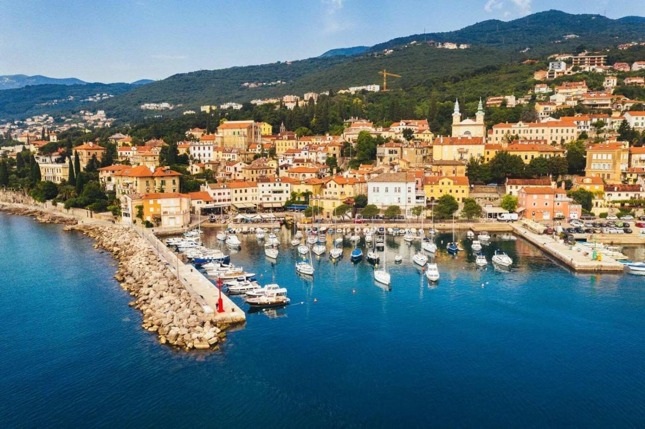 Apartman Anita Opatija Bagian luar foto